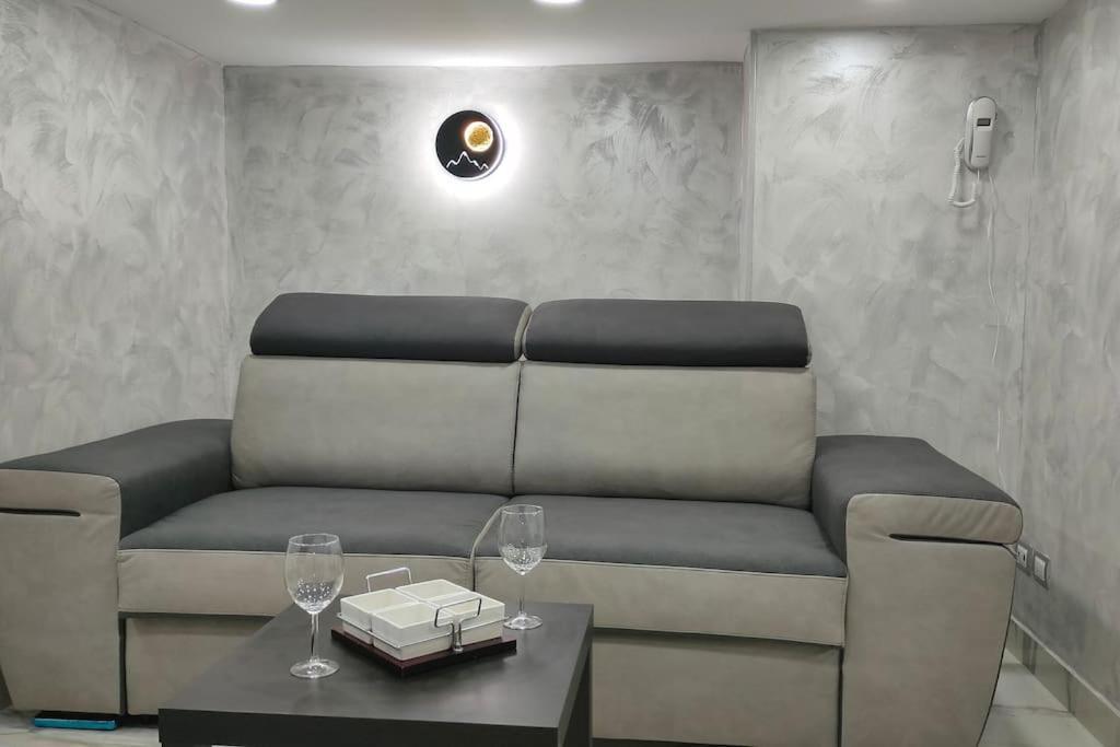 Il Duomo A Due Passi Apartment Naples Luaran gambar